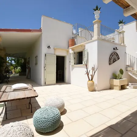 Casina Gido *