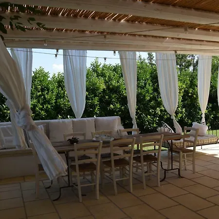 Casina Gido Holiday home Parabita